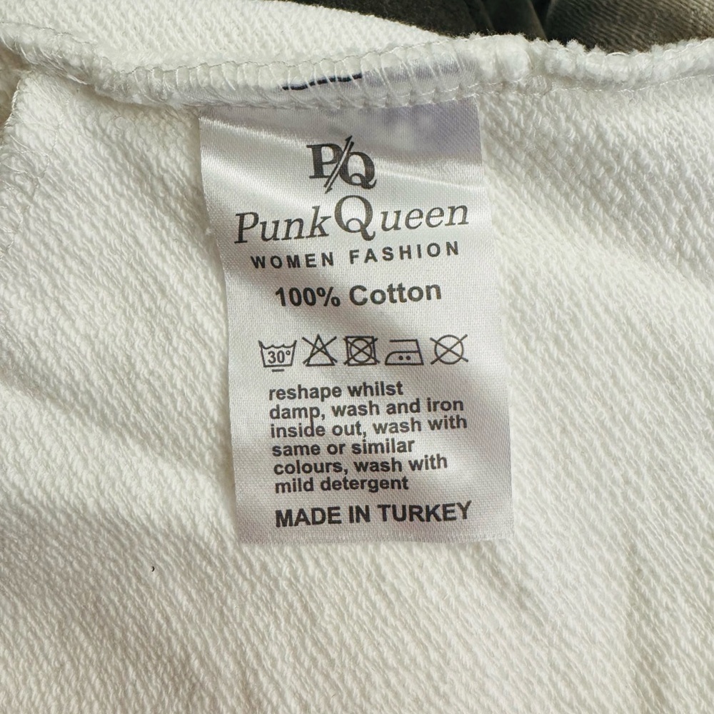 Women's White Tracksuit - Picture 10 of 10